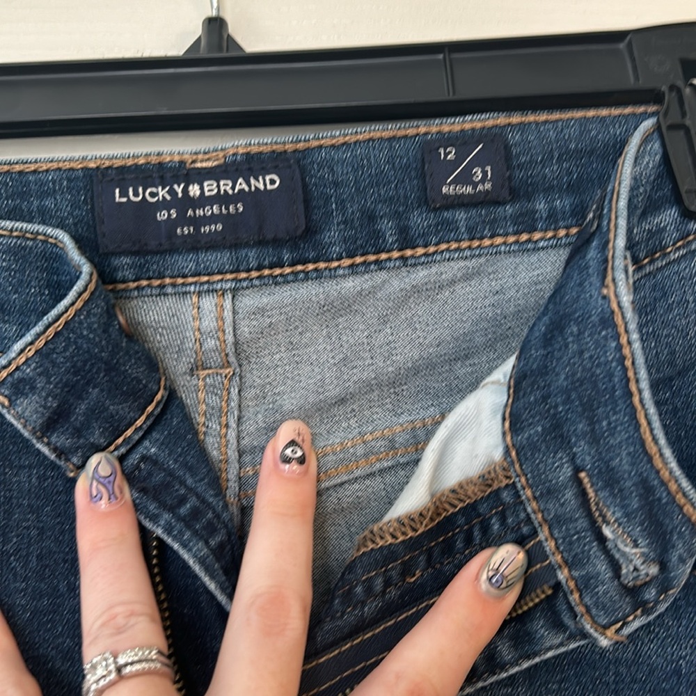 Lucky Brand denim 12/31 Skinny jeans - Picture 3 of 6